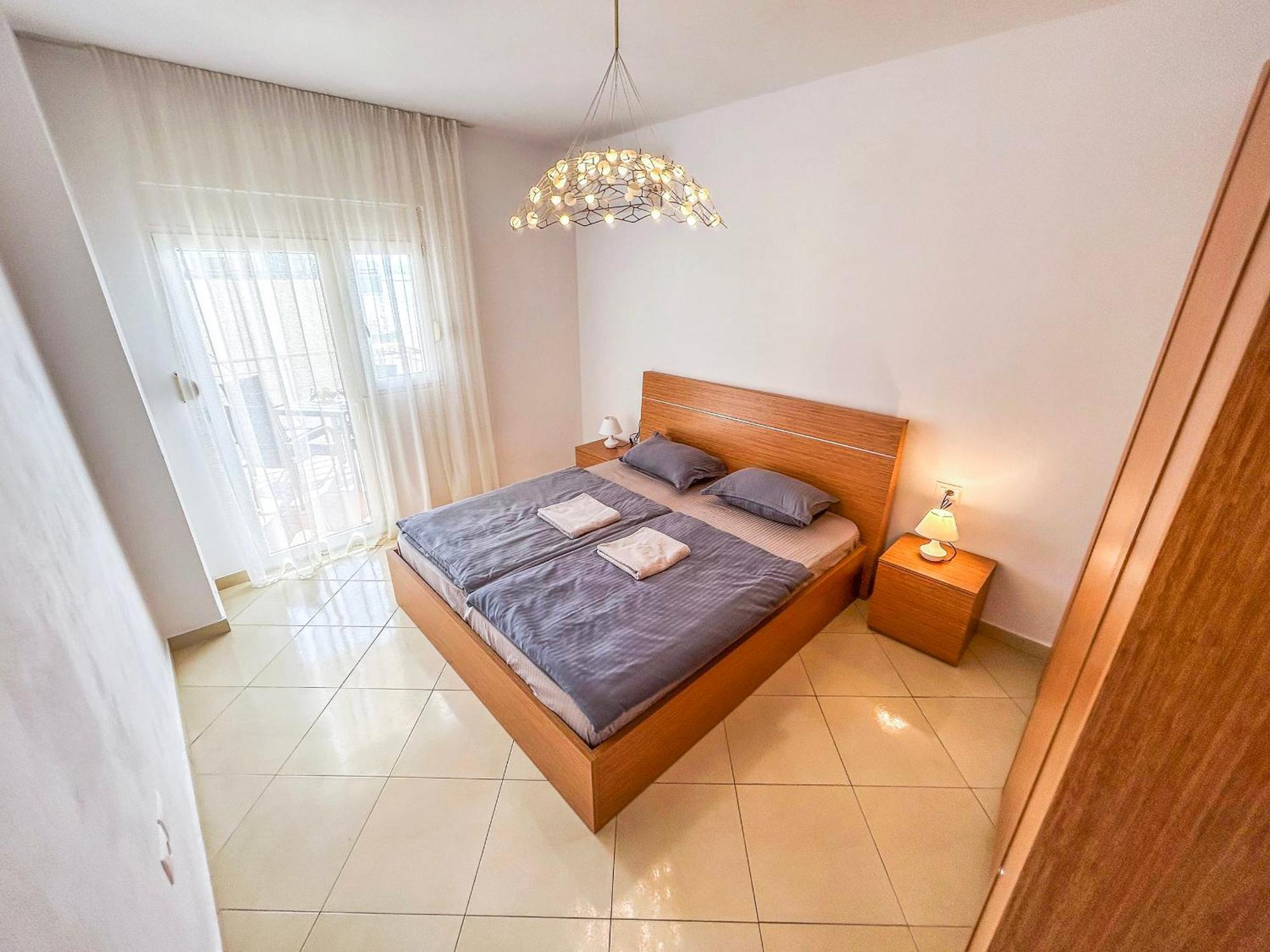 Pavaresia 669 Apartament